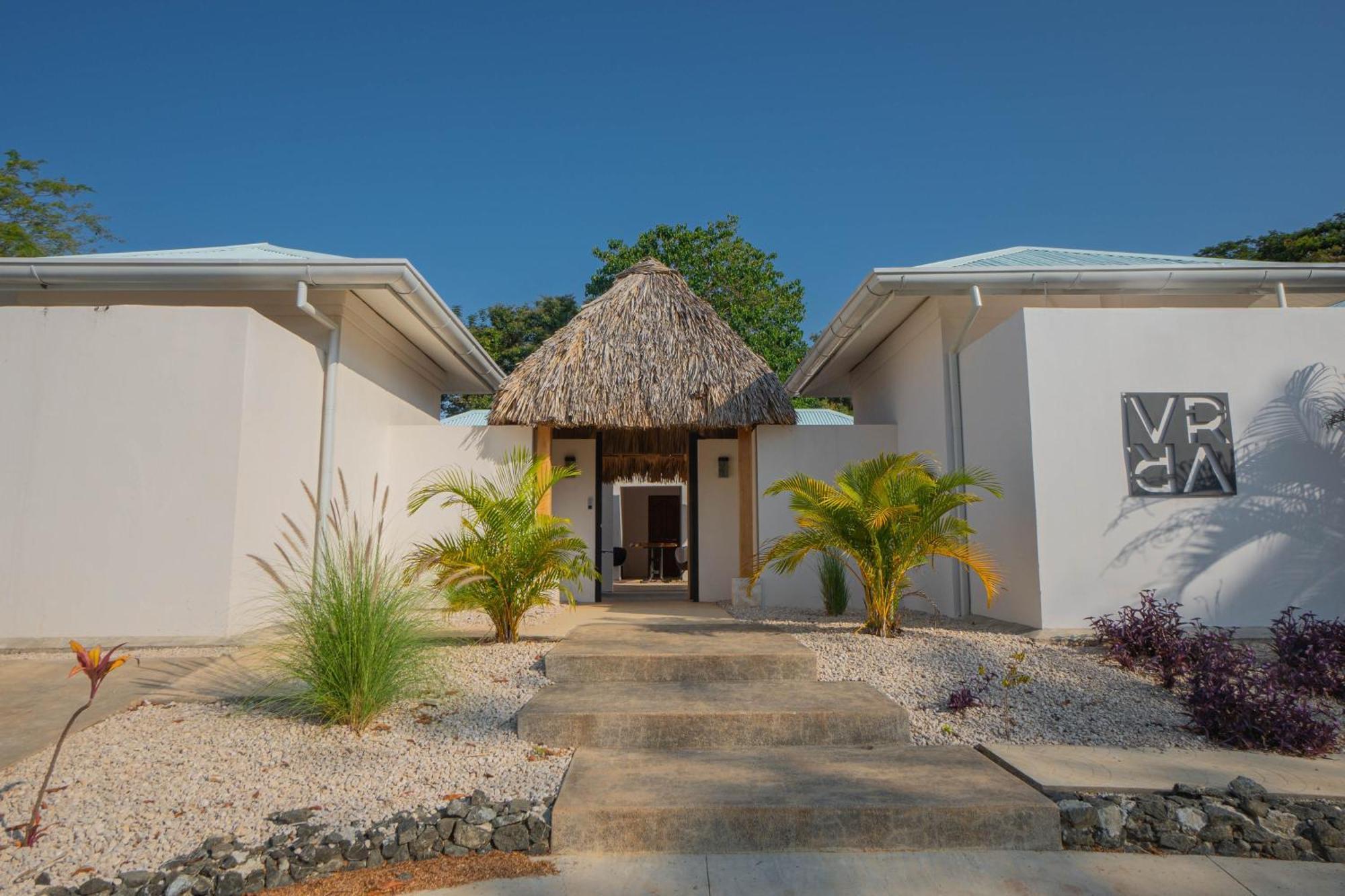 Villas Vr Beachwalk Avellanas Плайя-Авельяна Экстерьер фото